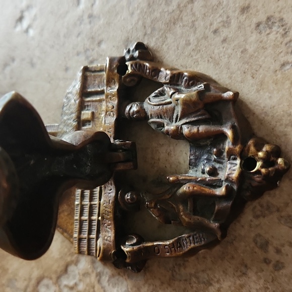 Vintage Cast Brass Door Knocker - Picture 4 of 8